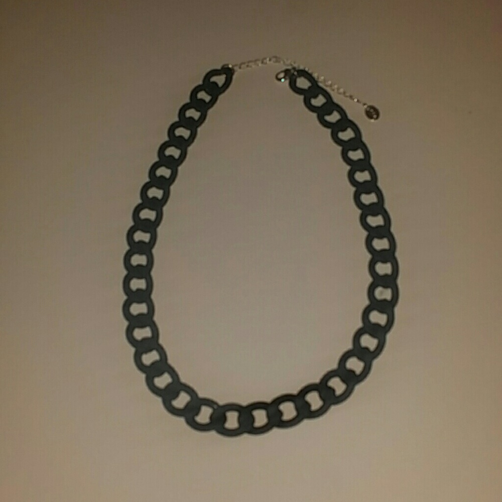 Necklace 22in